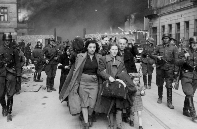 A 76 años de la masacre y la resistencia del gueto de Varsovia: una inmortal gesta contra la barbarie nazi, la dignidad humana y una película oscarizada